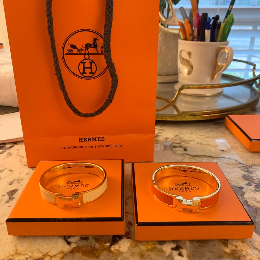 Hermes Clic H Bangle Bracelet Authentic Gold Cream PM size 1/2” wide